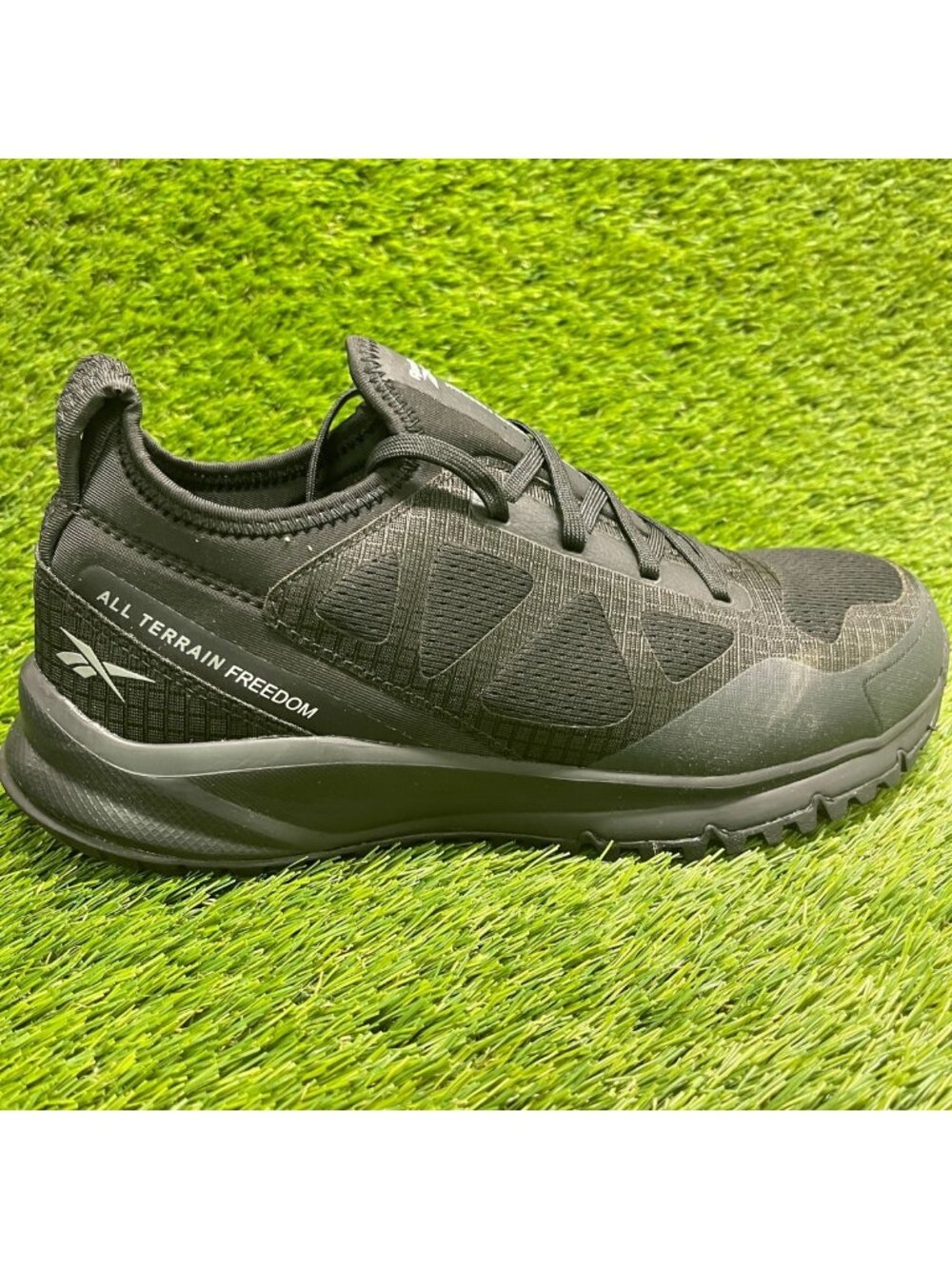 Reebok All Terrain EH Mens Size 8.5E Black Steel Toe Safety Working Shoes